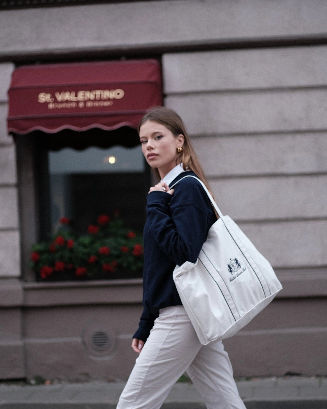 The Club Embroidered Tote Bag – White/Navy - Baltics Leisure Club