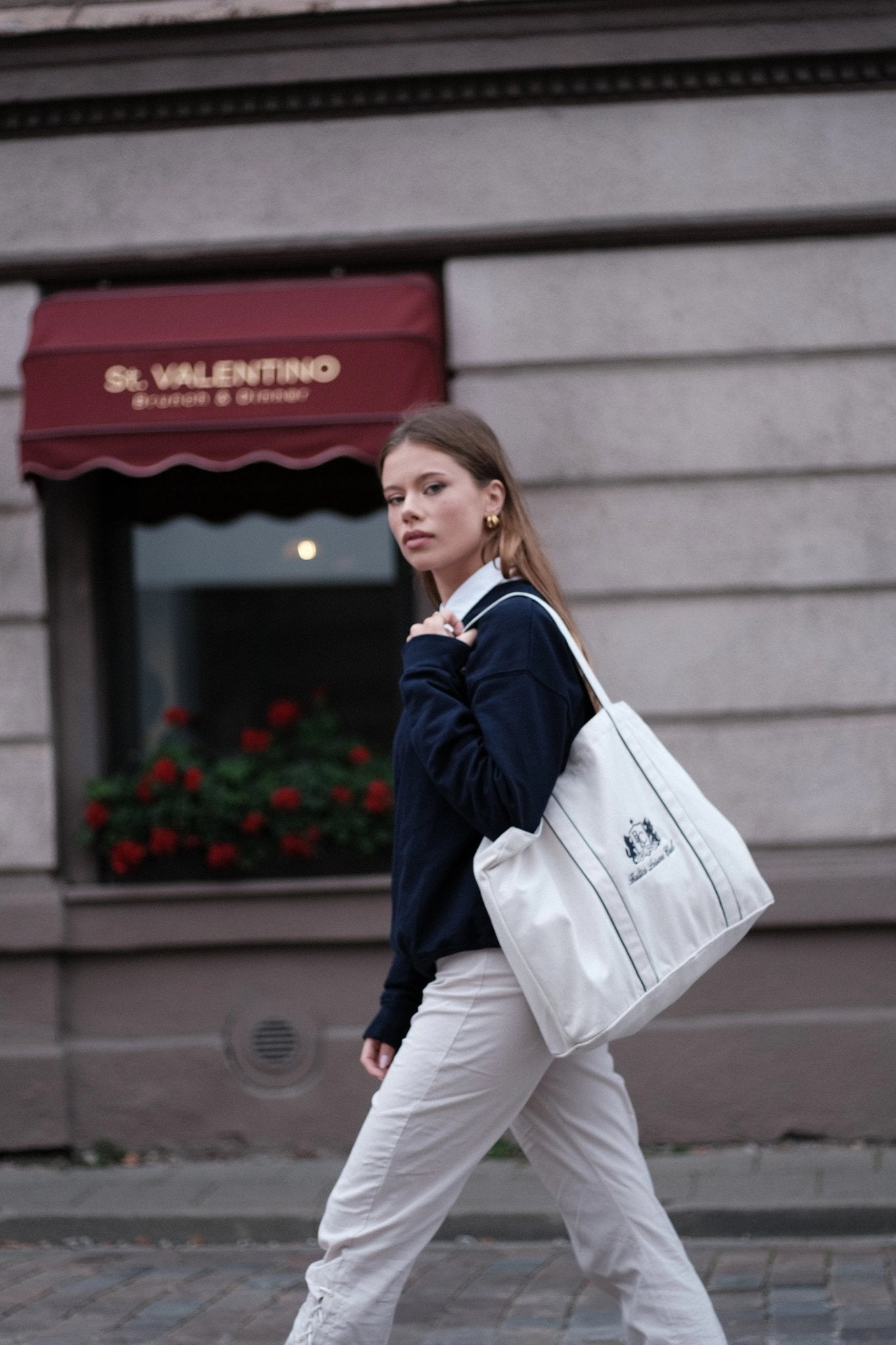 The Club Embroidered Tote Bag – White/Navy - Baltics Leisure Club