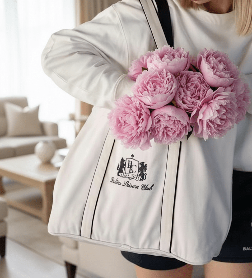 The Club Embroidered Tote Bag – White/Navy - Baltics Leisure Club